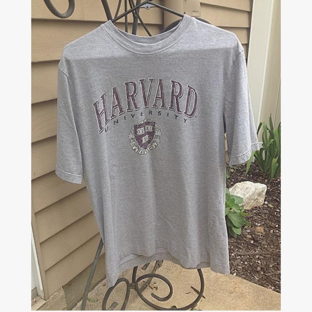 NWOT H&M Harvard T-Shirt - Men's Medium